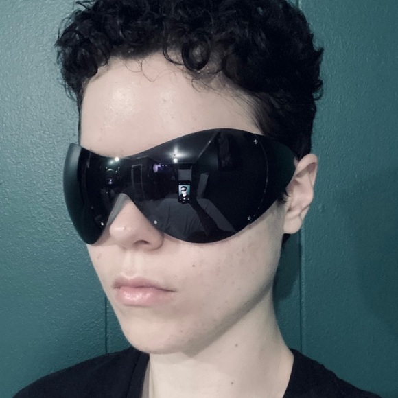 SOLD - Ski Sunglasses - Picture 2 of 8